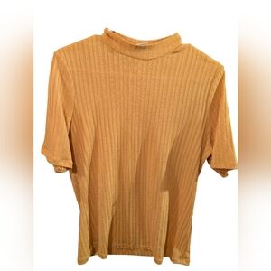 Women's Short Sleeve Ribbed Tee - Mustard